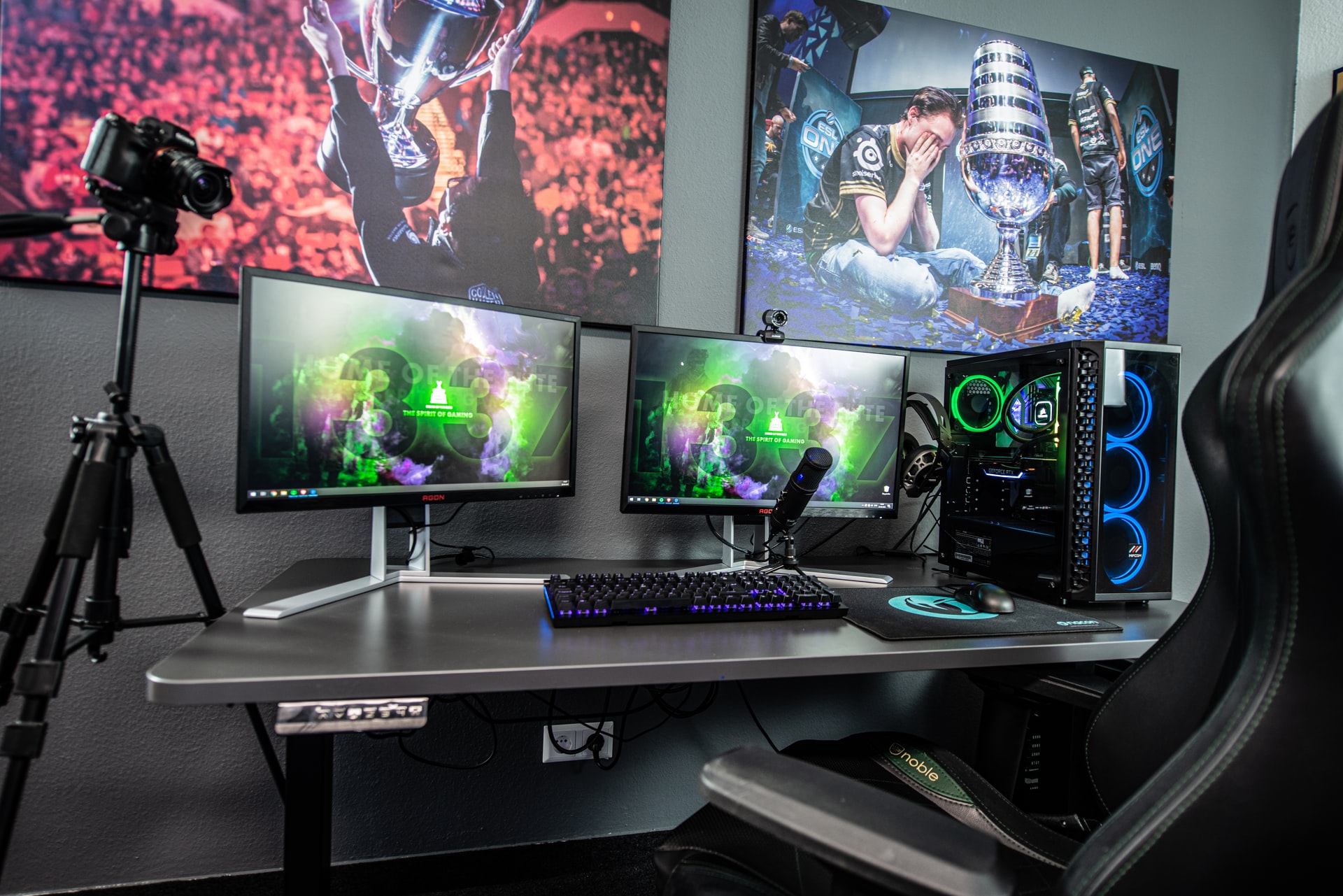 dual monitor